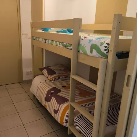 Les Hauts Du Golf Apartment *